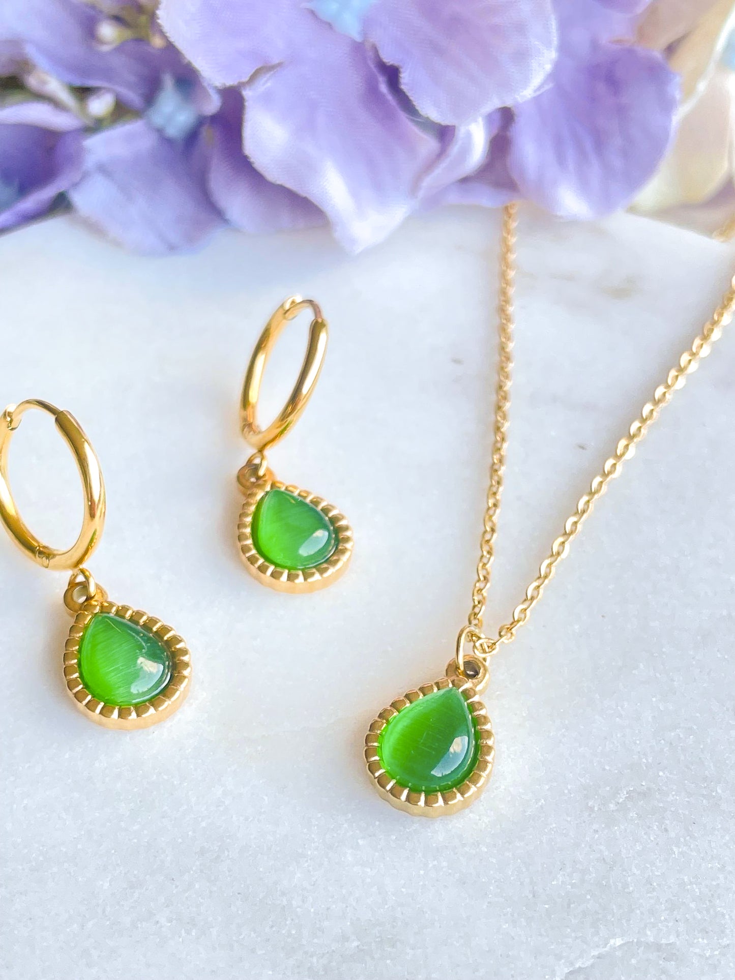 Casis Earrings - Green