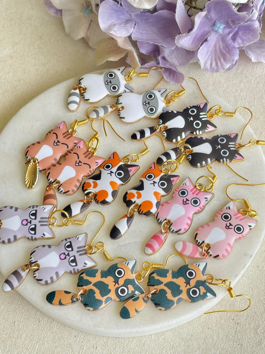 Waggle the tail cat earrings