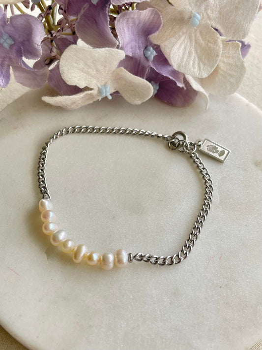 Pearls on silver chain bracelet