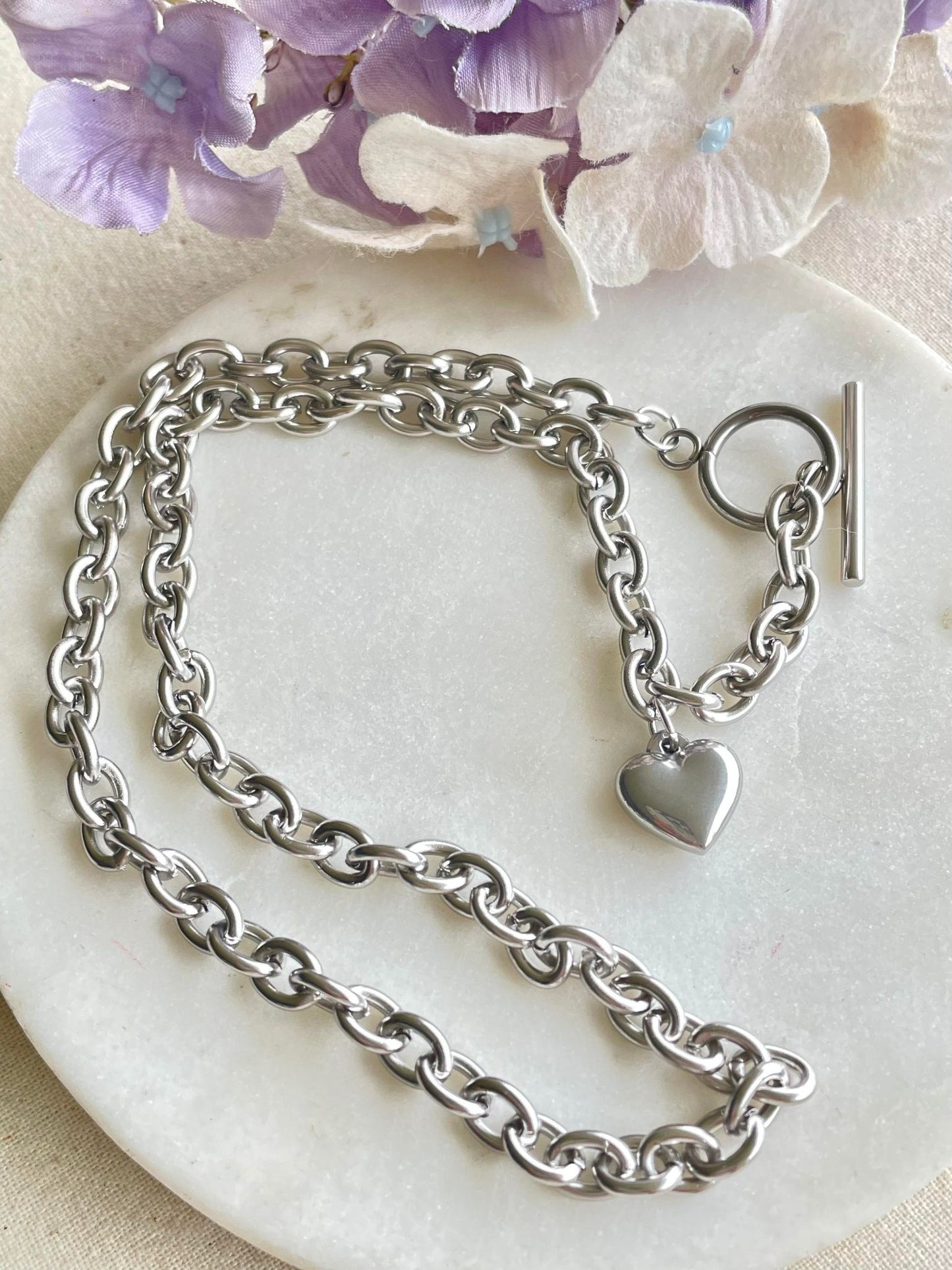 Lock your love in silver chain necklace