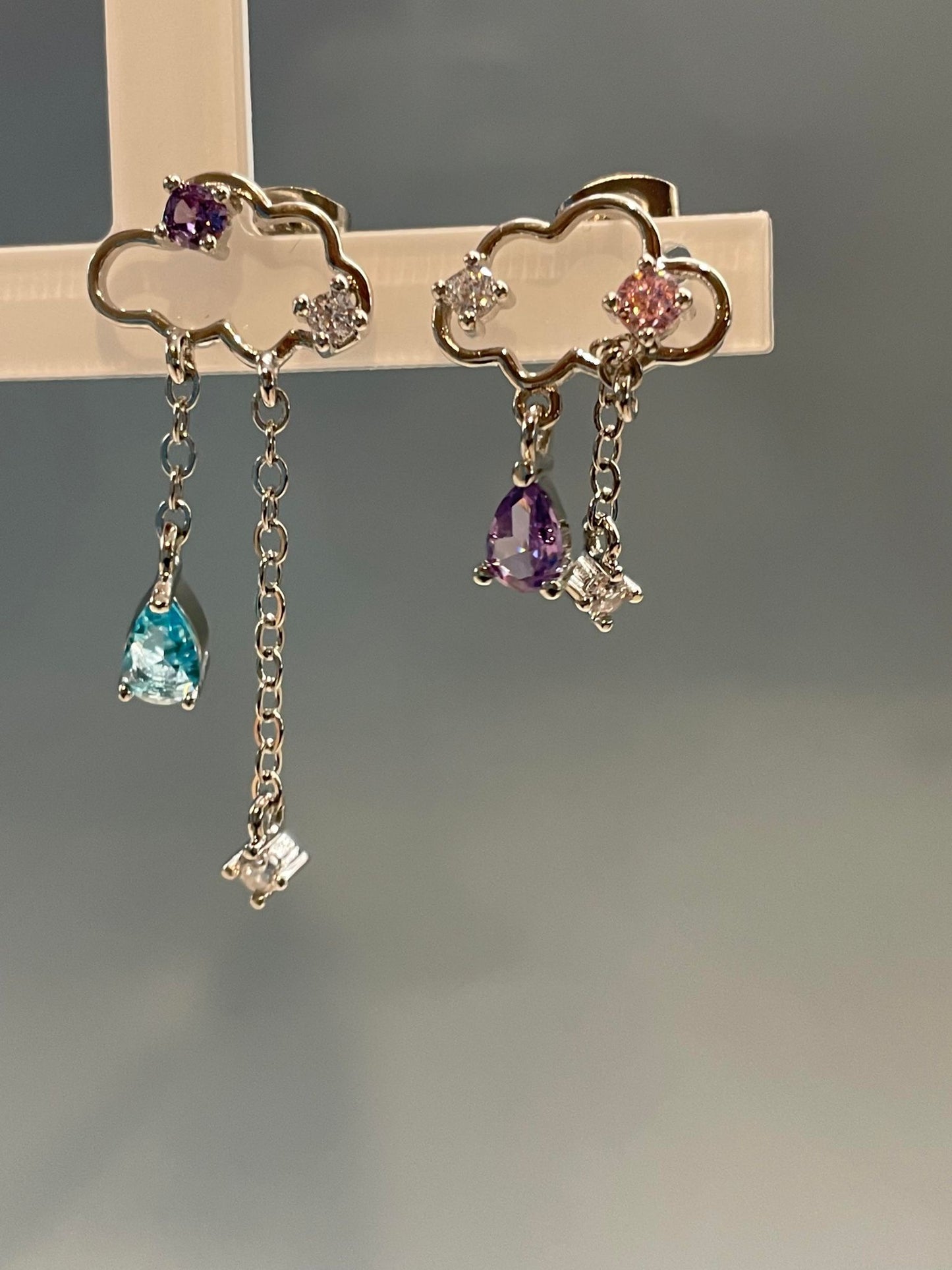 Head in the clouds earrings