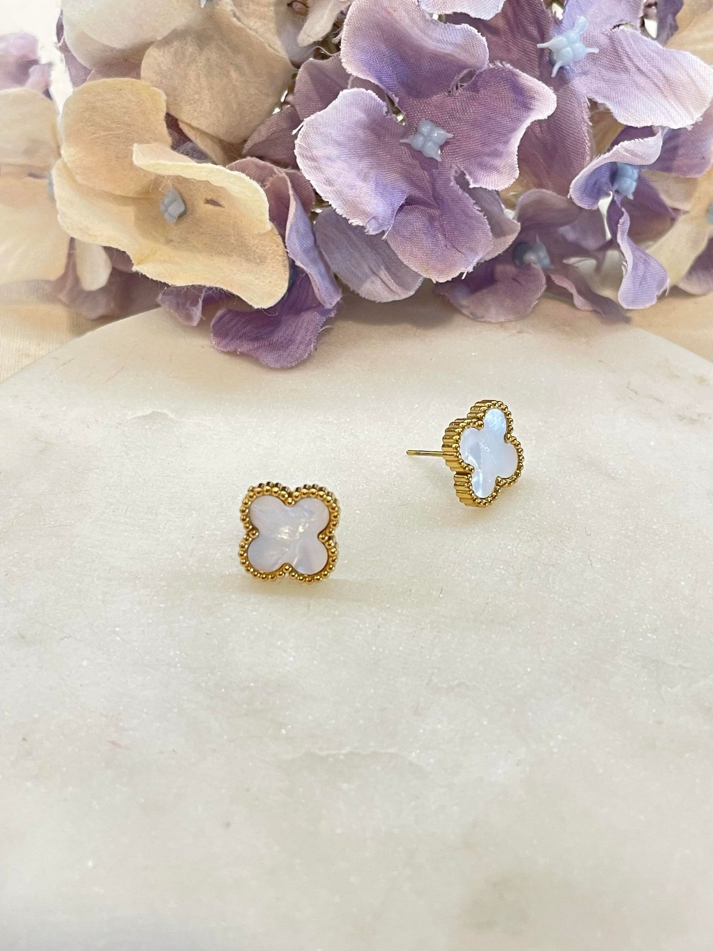 Four leaf clover stud earrings - white – Tarnish Proof Jewellery