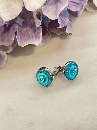 Shining flower stud