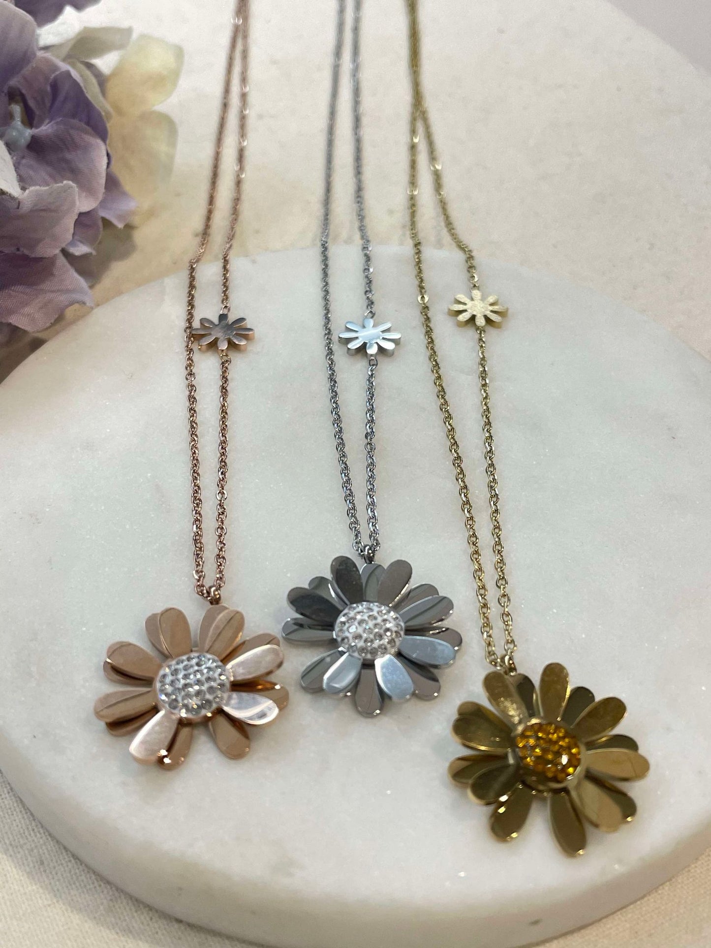 Flowers for you necklace - gold – Tarnish Proof Jewellery