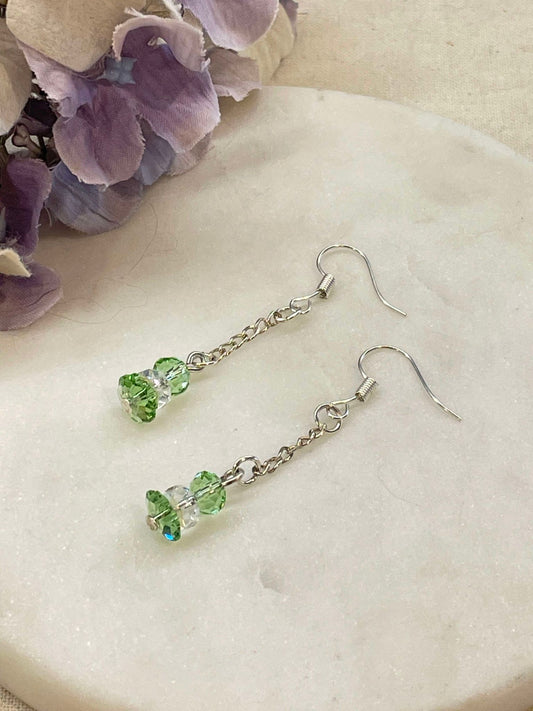 Chained to the bead drop earrings - green