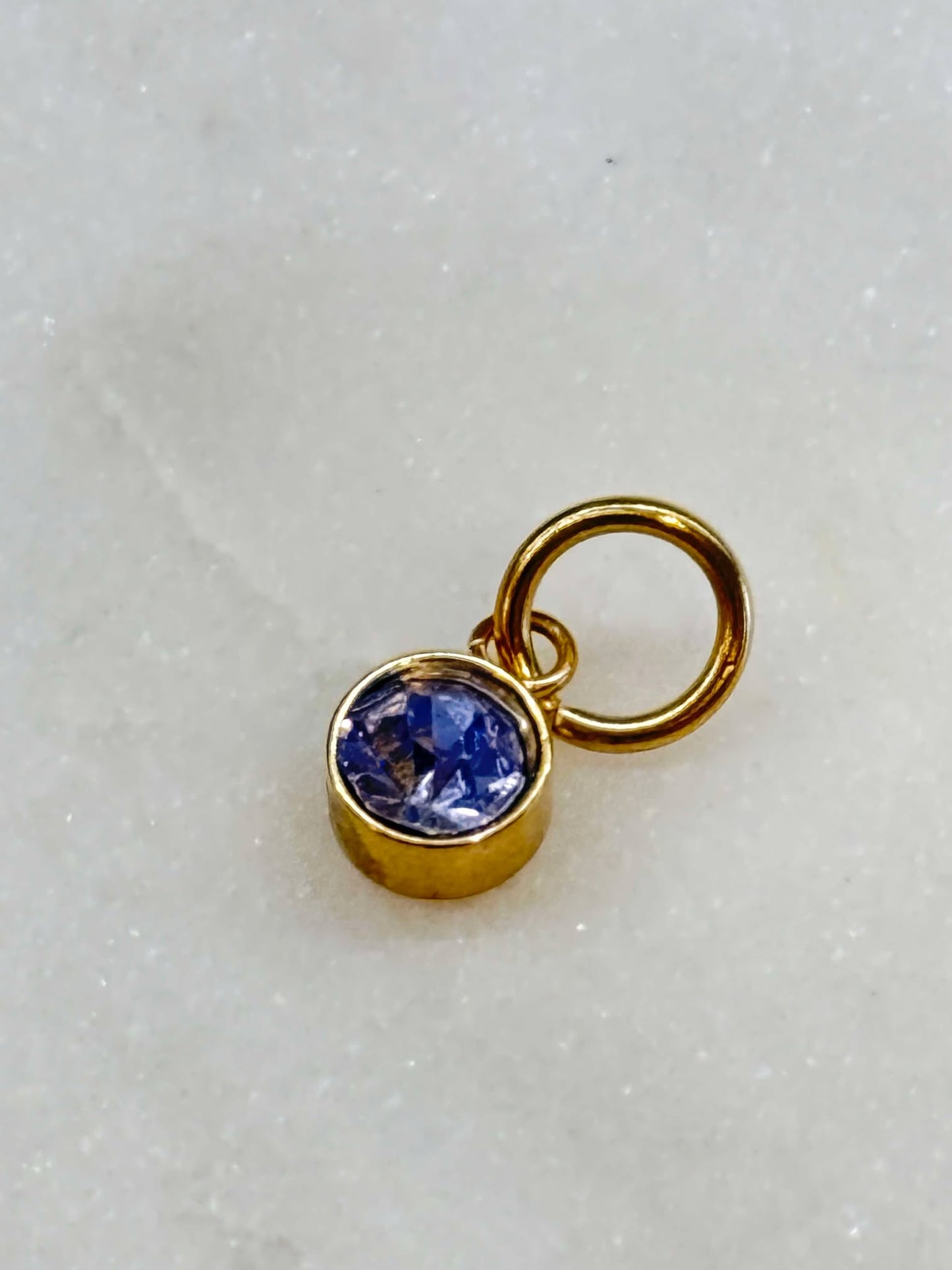 Cubic Zirconia stone in gold