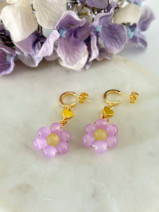 Gorgeous one-off daisy earrings