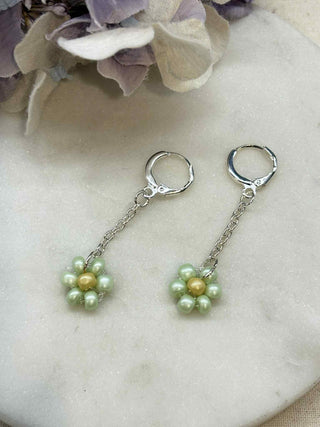 Daisies floating in the breeze earrings