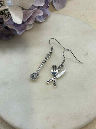 What the fork, knife and spoon small earrings