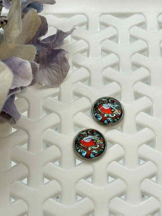Life at its best cabochon stud - lifestyle