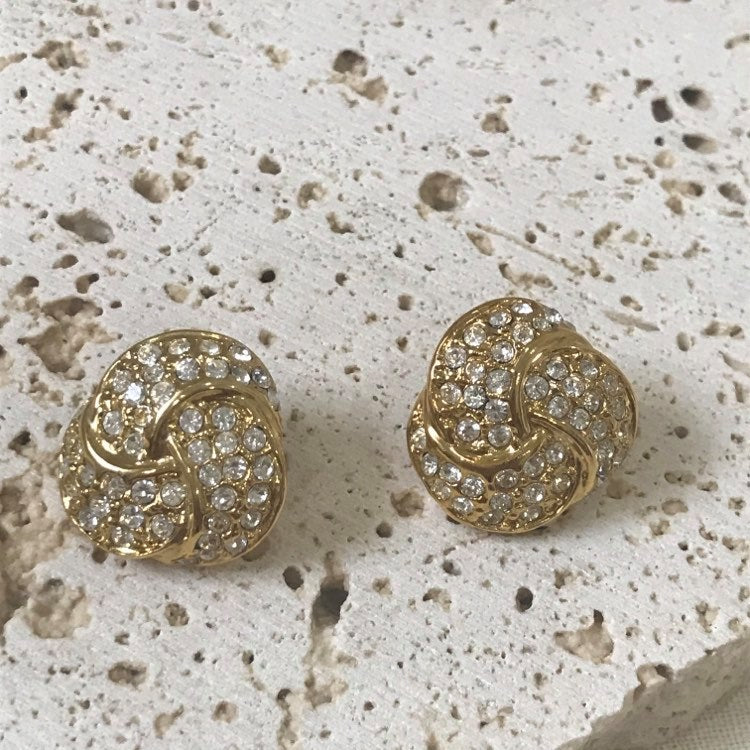 Gold and crystal stud