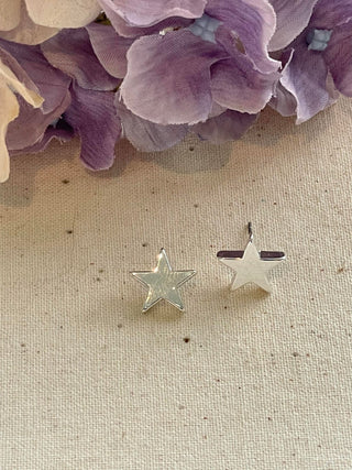 Silver star stud