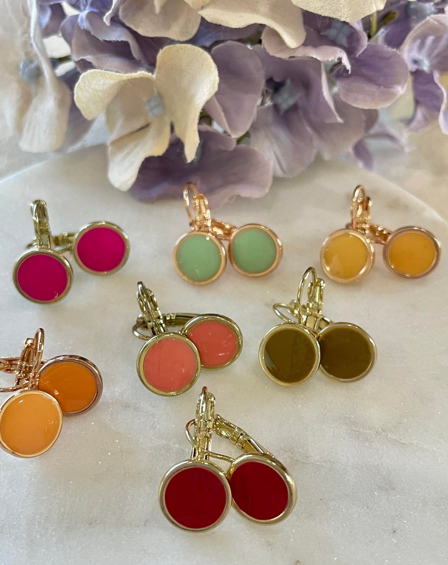 Coral enamel button lobster clamp earring - gold