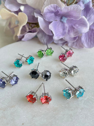 Simple sterling silver stud - white